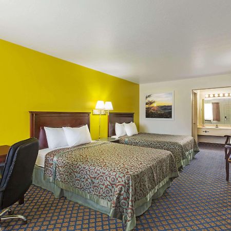 Days Inn By Wyndham Delta Zewnętrze zdjęcie