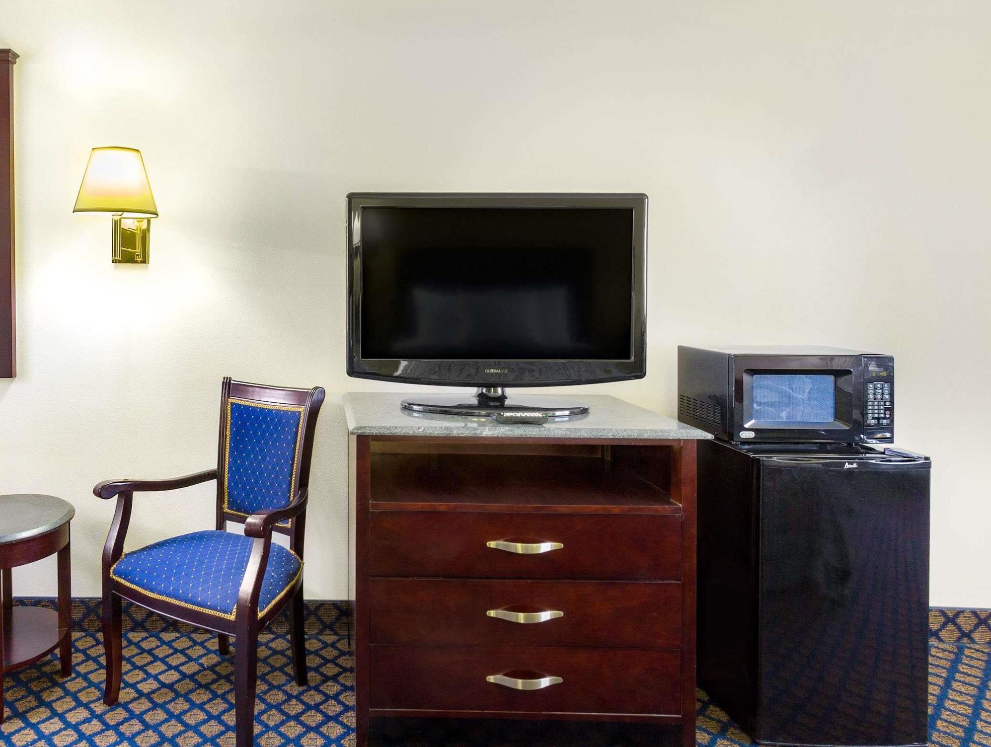Days Inn By Wyndham Delta Zewnętrze zdjęcie